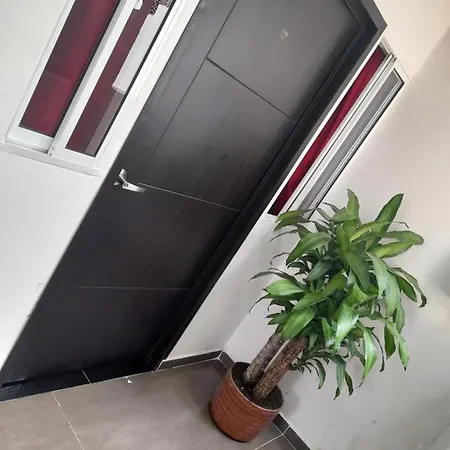 Apartaestudios El Jardin 2